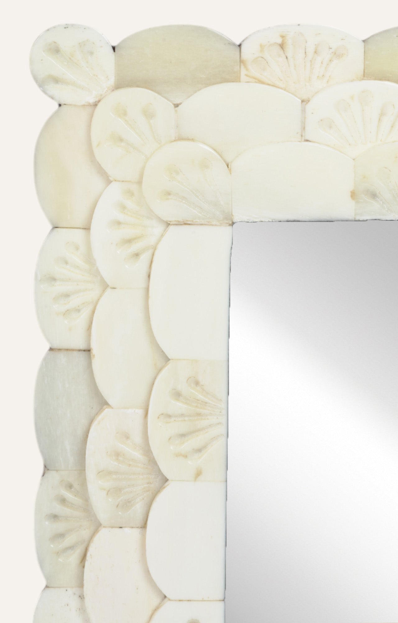 Bone Scalloped Edge Ivory Frame