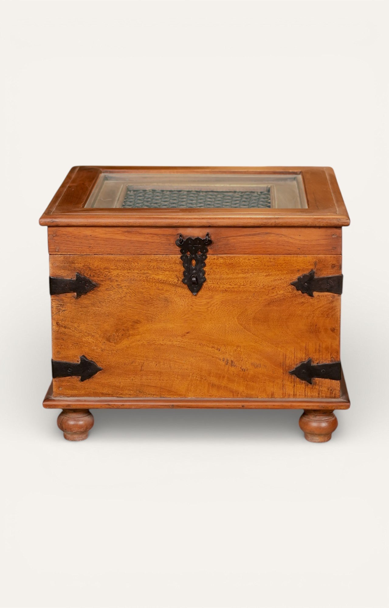 Vintage Wooden Trunk Coffee Table with Iron Grill Top