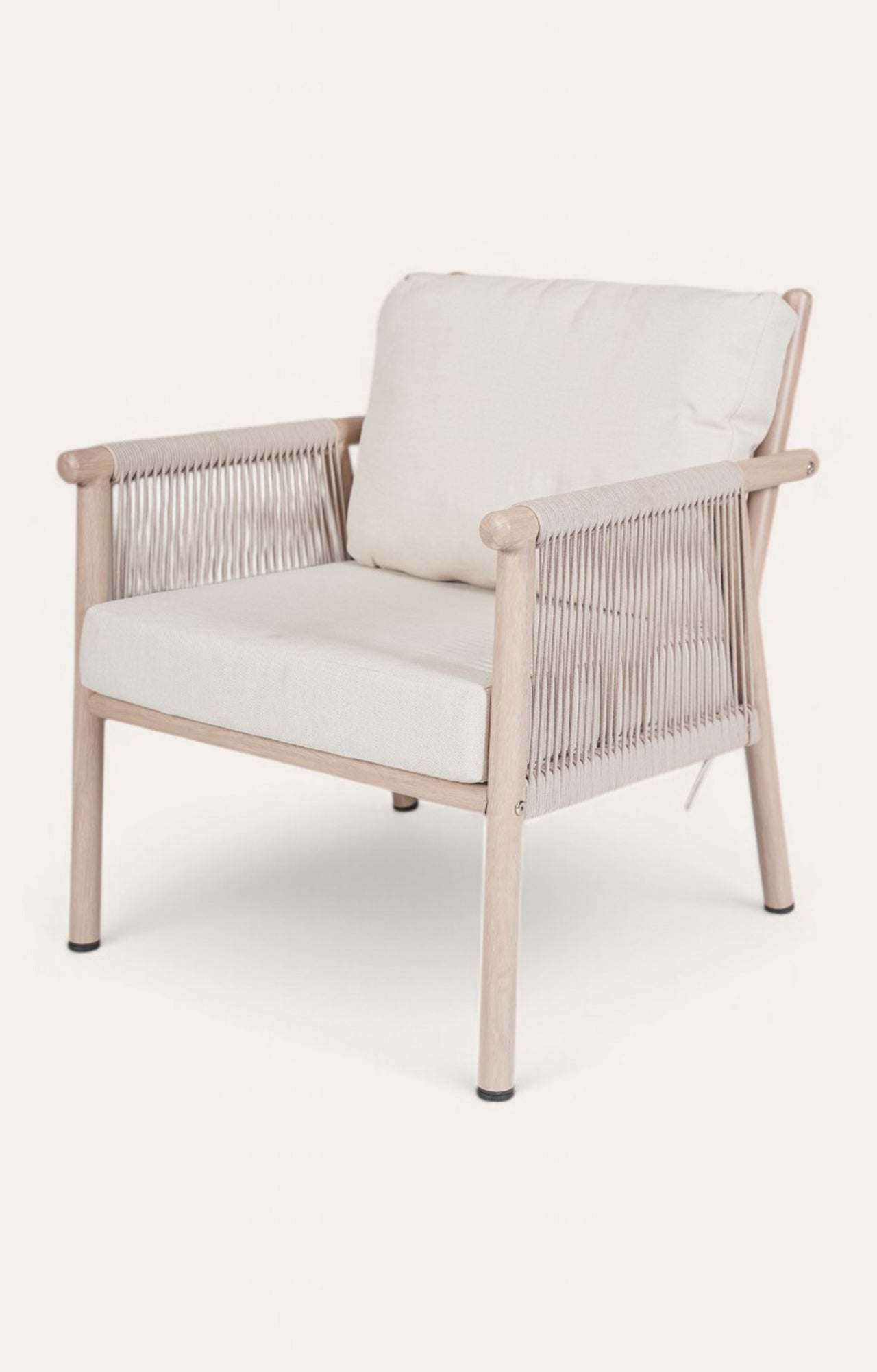 Tranquil Metal and Nylon Ropes 1 Seater Outdoor Armchair