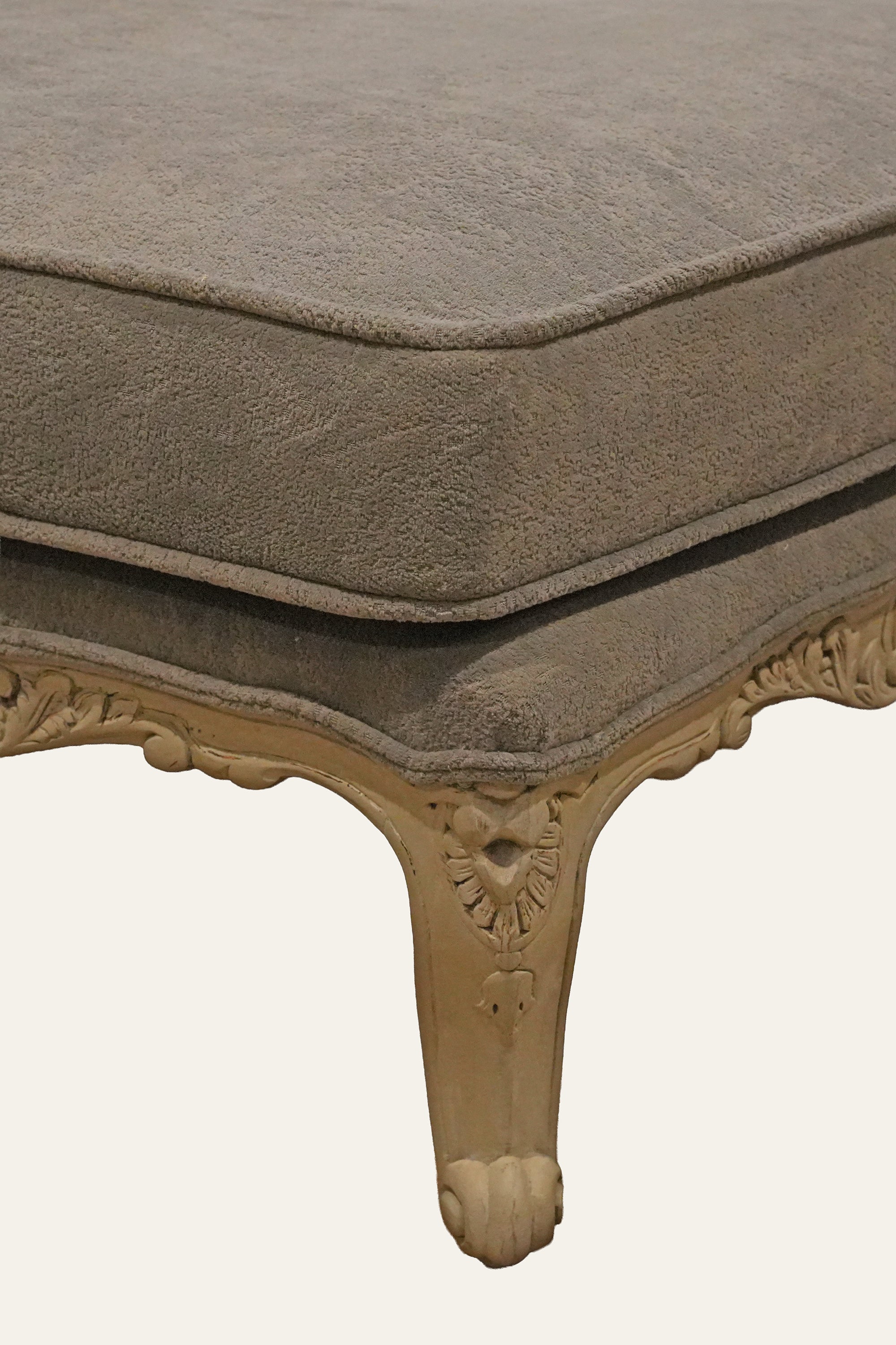 French Provincial Style Grey Upholstered Ottoman with Carved Curved Legs