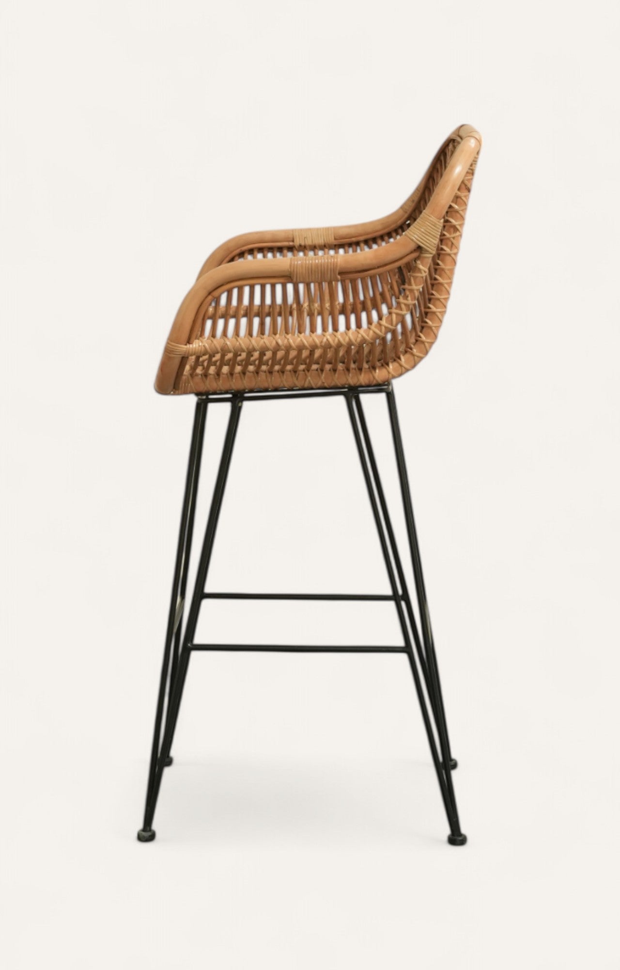 Tender Throne Rattan Bar chair