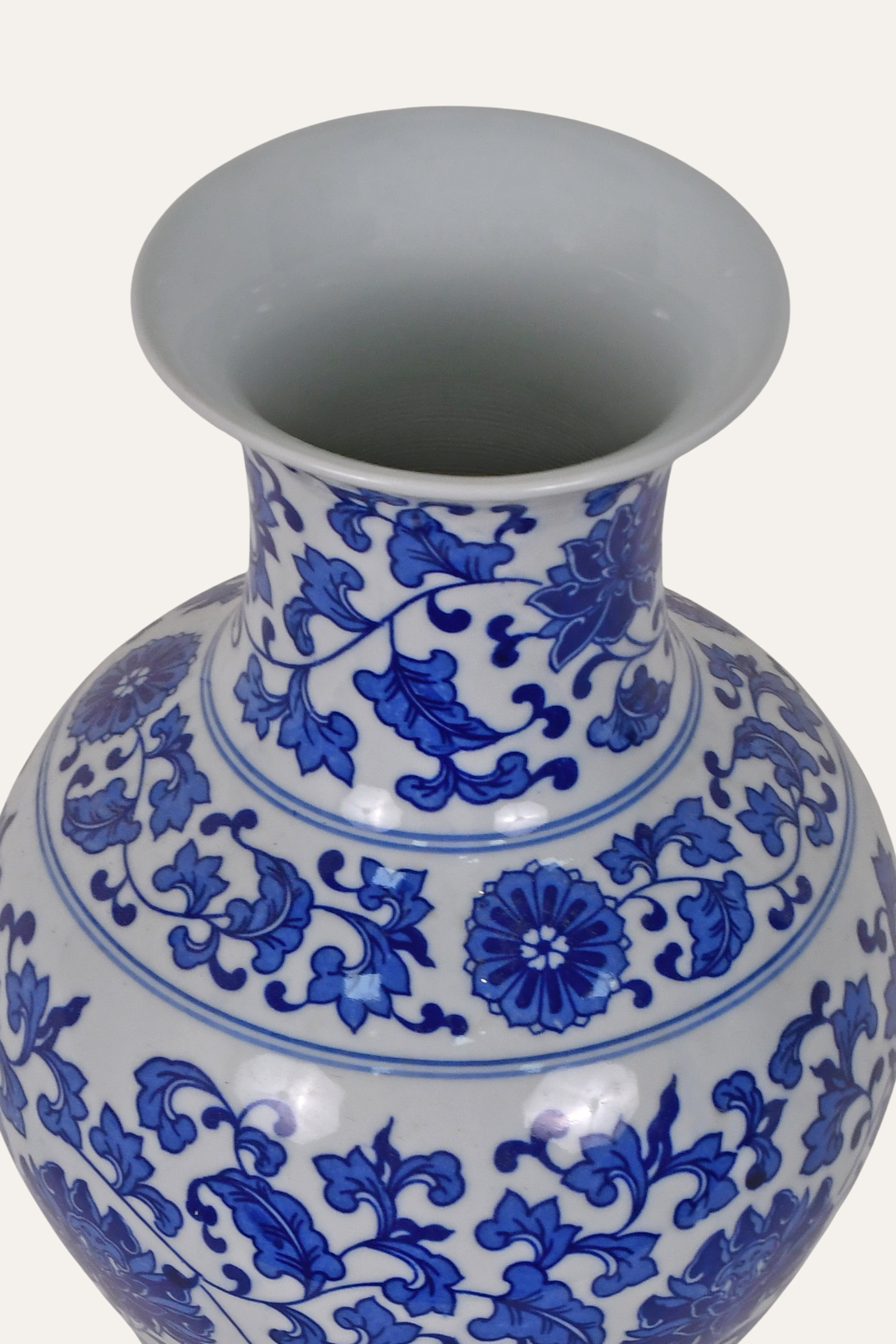Traditional Blue & White Chinoiserie Porcelain Floral Vase