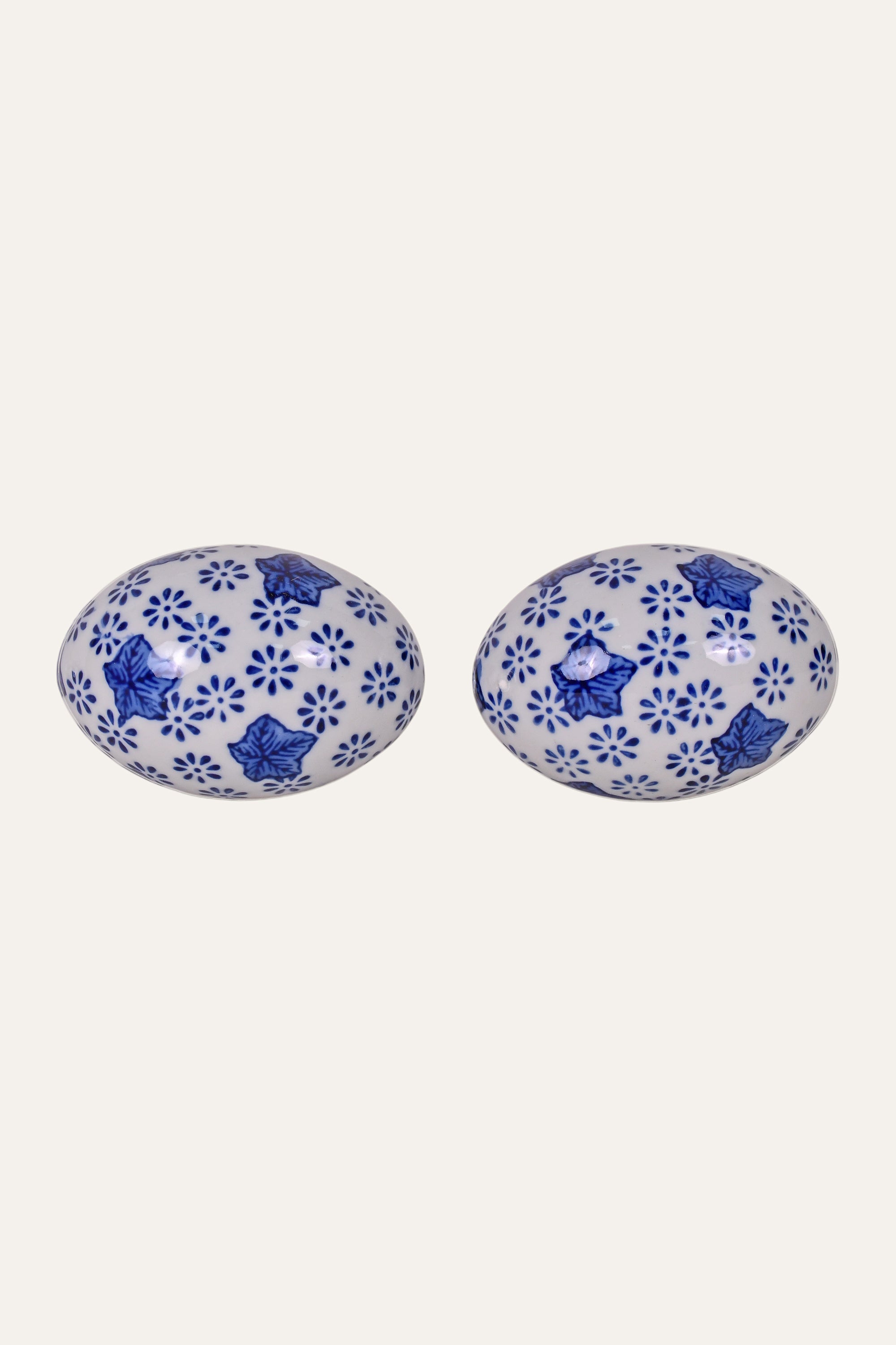 Blue & White Floral Ceramic Decor – Set of 6
