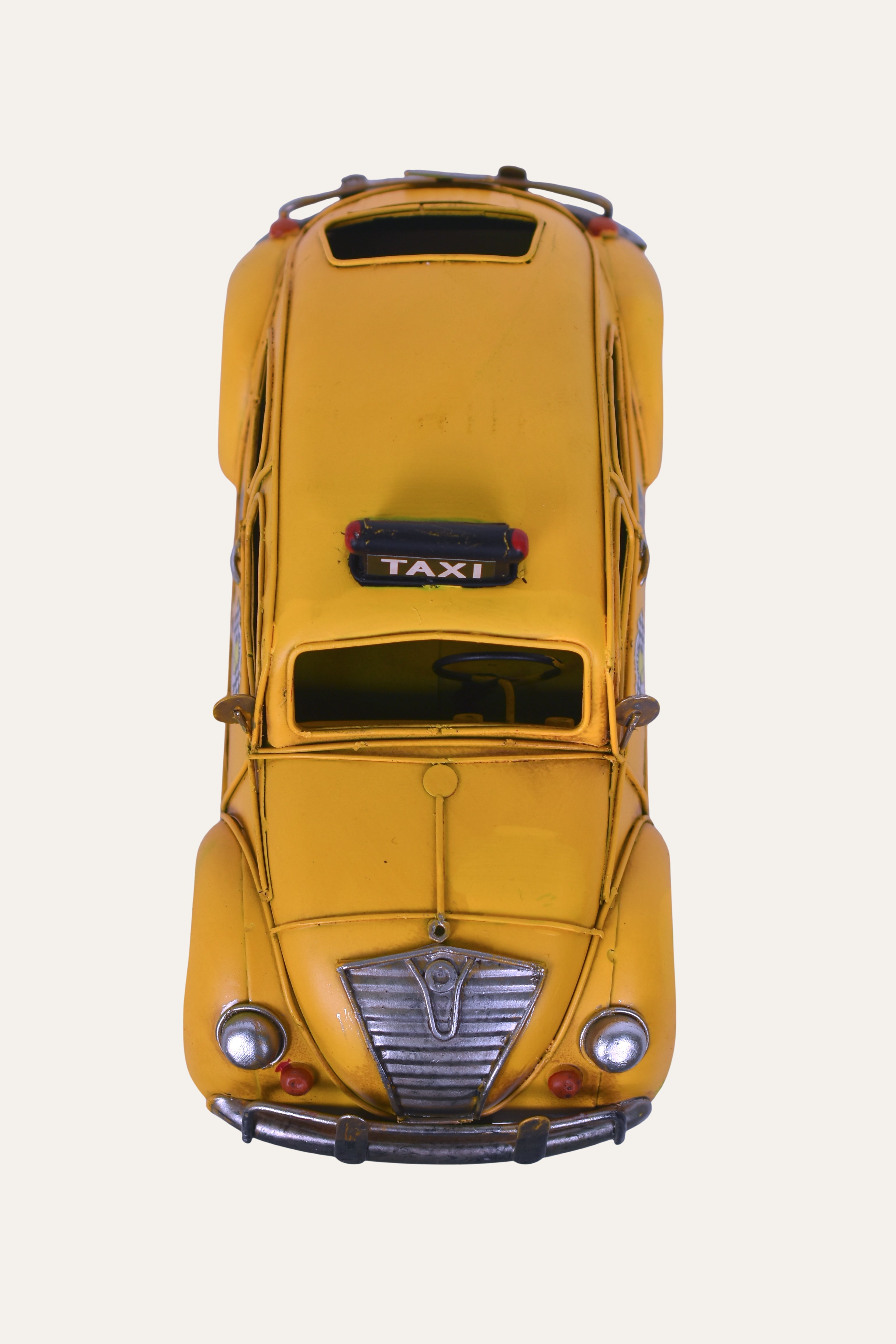 Vintage Retro Yellow Vintage Car Décor