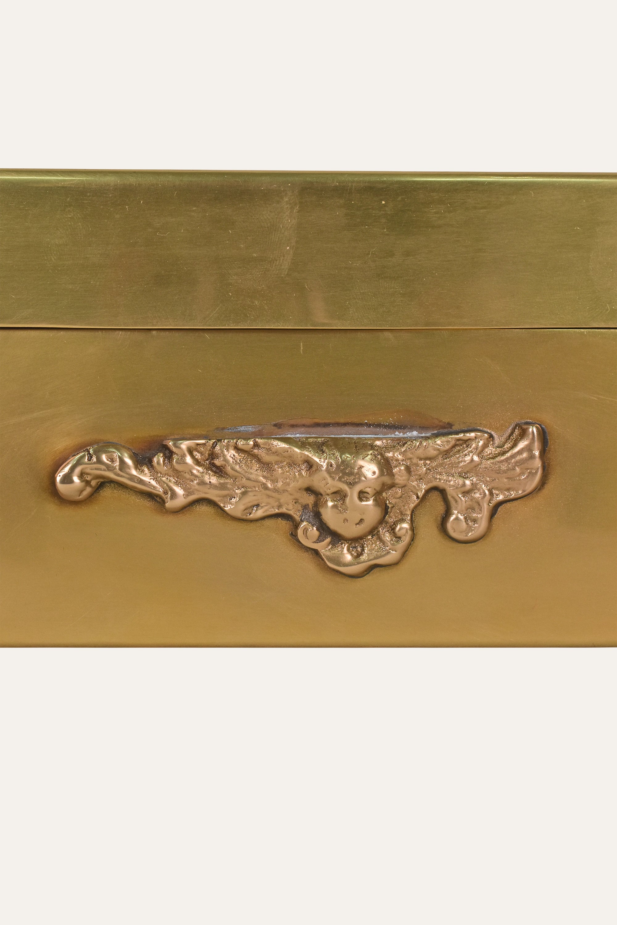 Decorative brass tissue box holder
