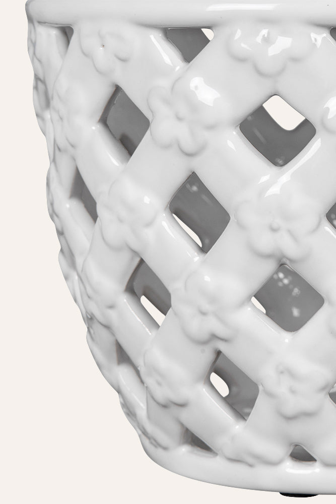 ceramic vase with lattice design