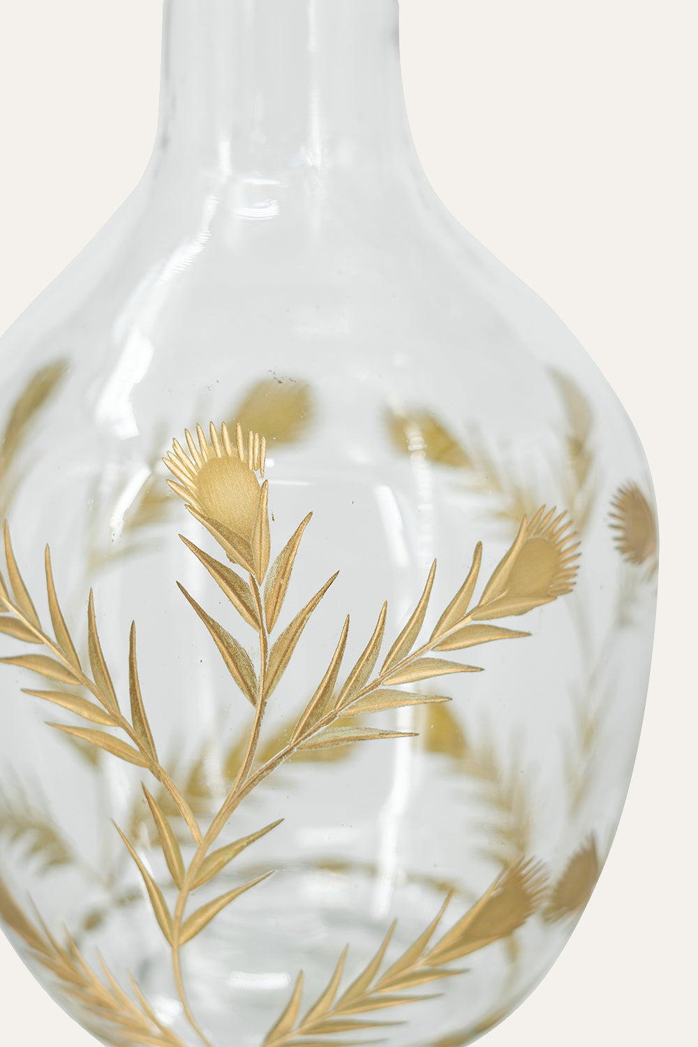 Decorative vase with gold leaf patterns