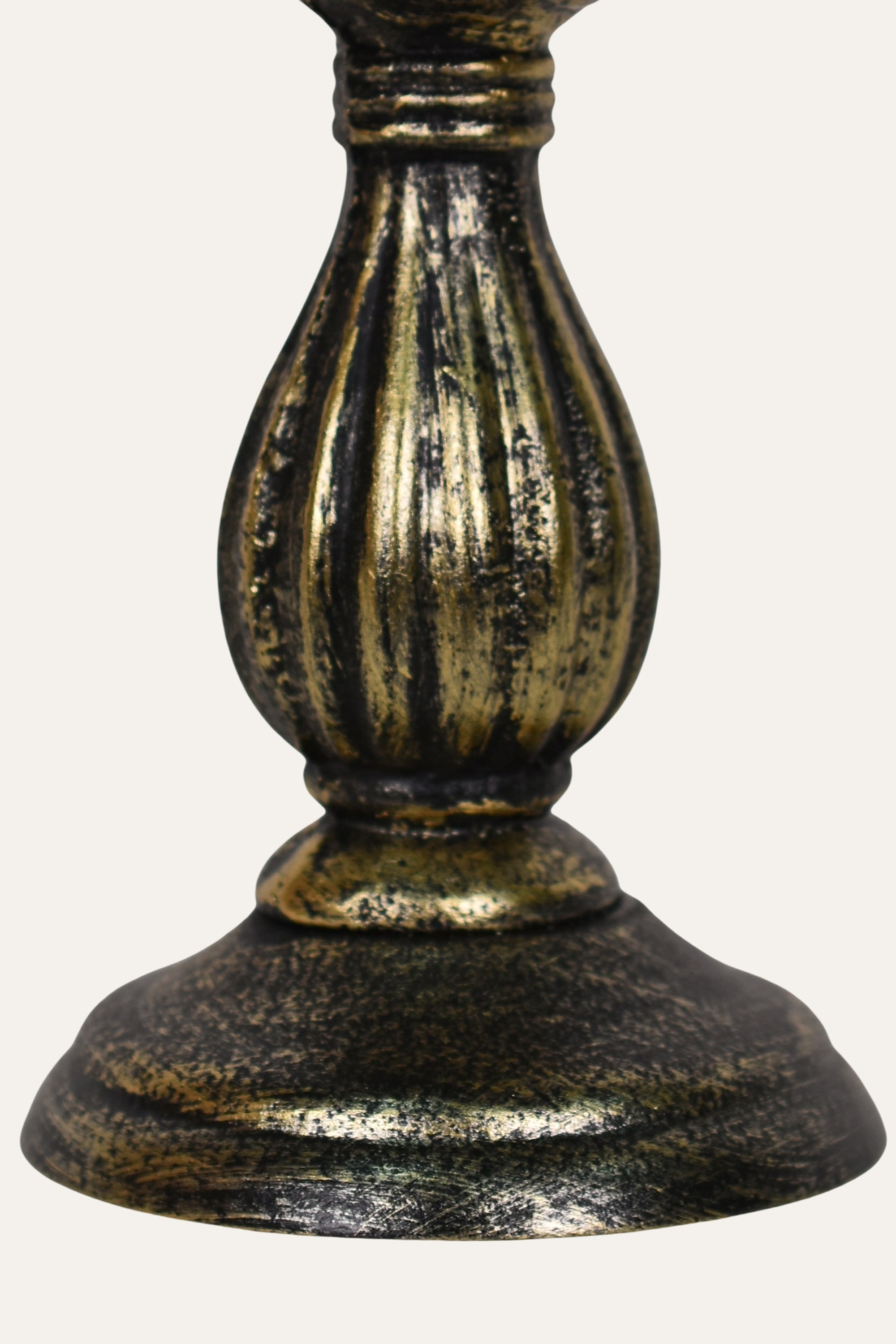 Decorative Antique Gold Iron Candle Stand