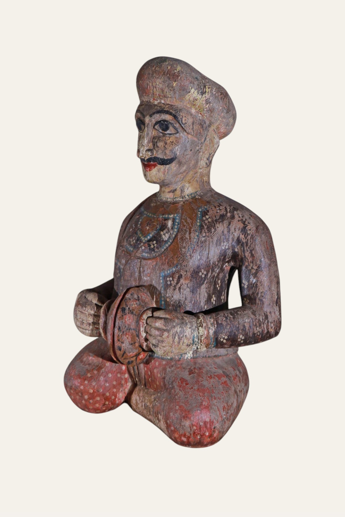 Traditional Rajasthani Musician Figurine for Entryway Styling
