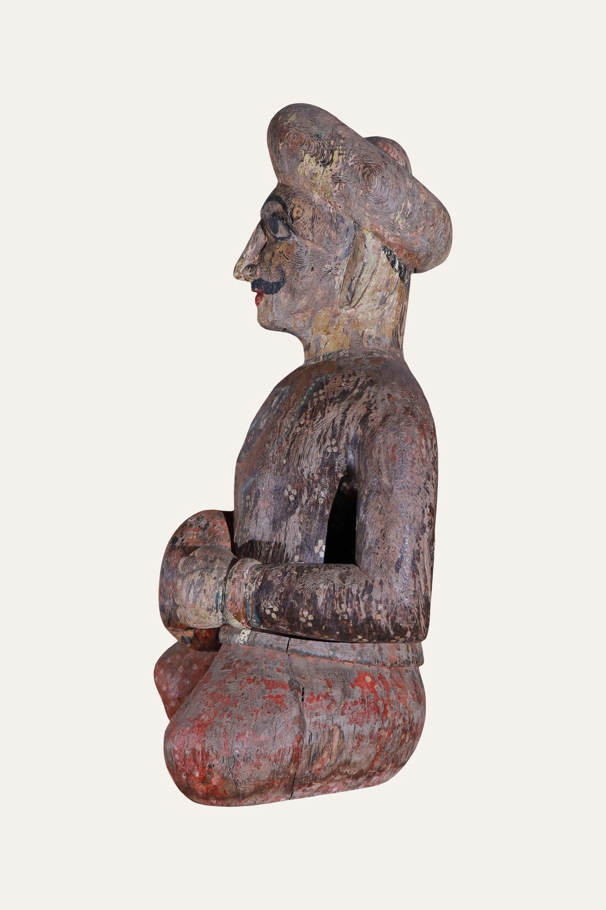 Traditional Rajasthani Musician Figurine for Entryway Styling