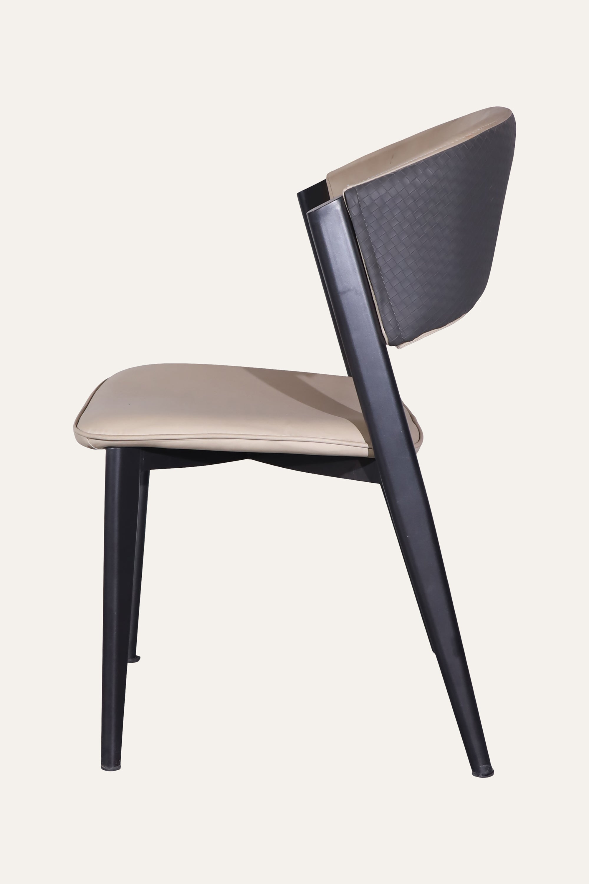 Cream Curved-Back Dining Chair