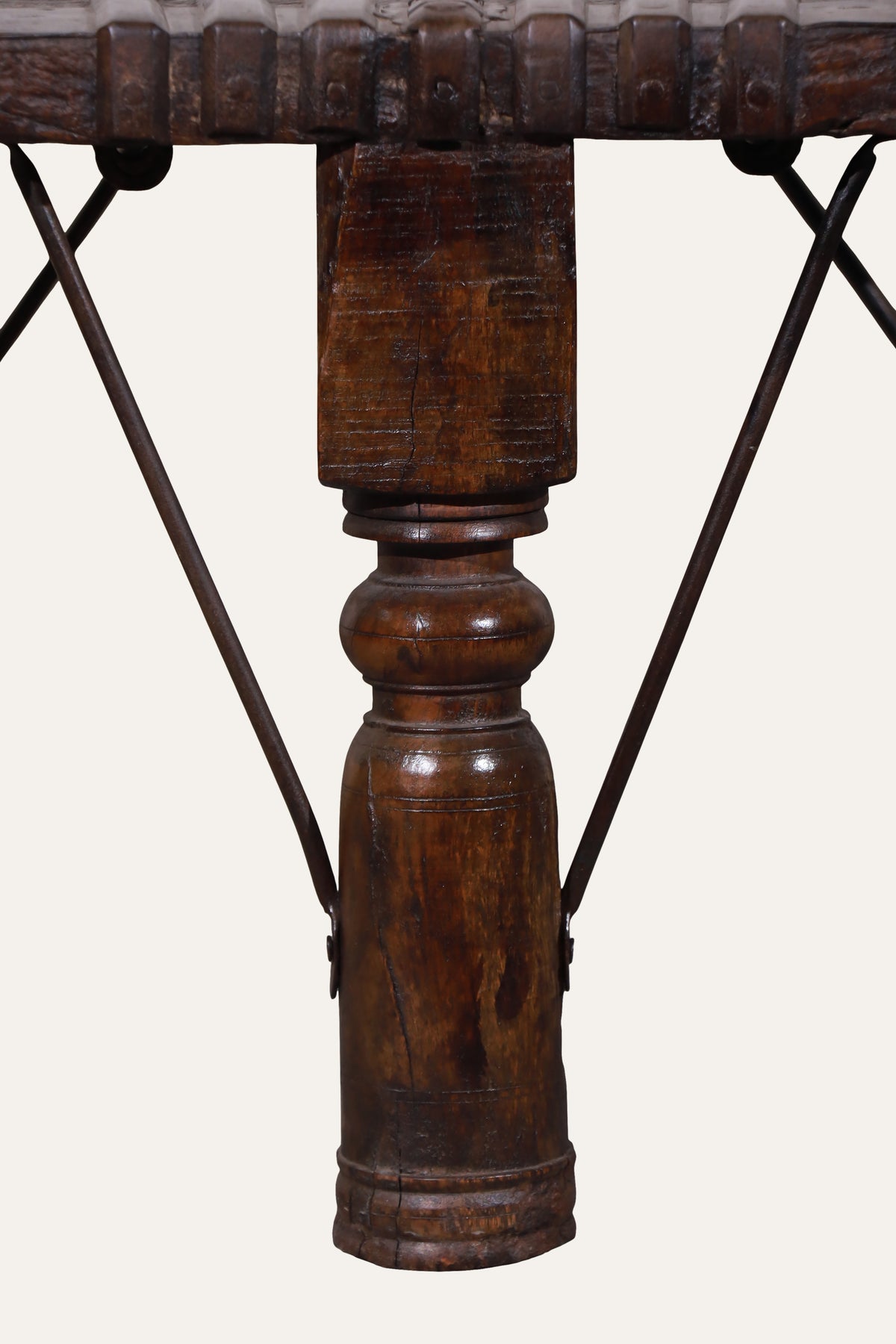 Heritage Style Carved Wood Side Table for Living Room & Foyer