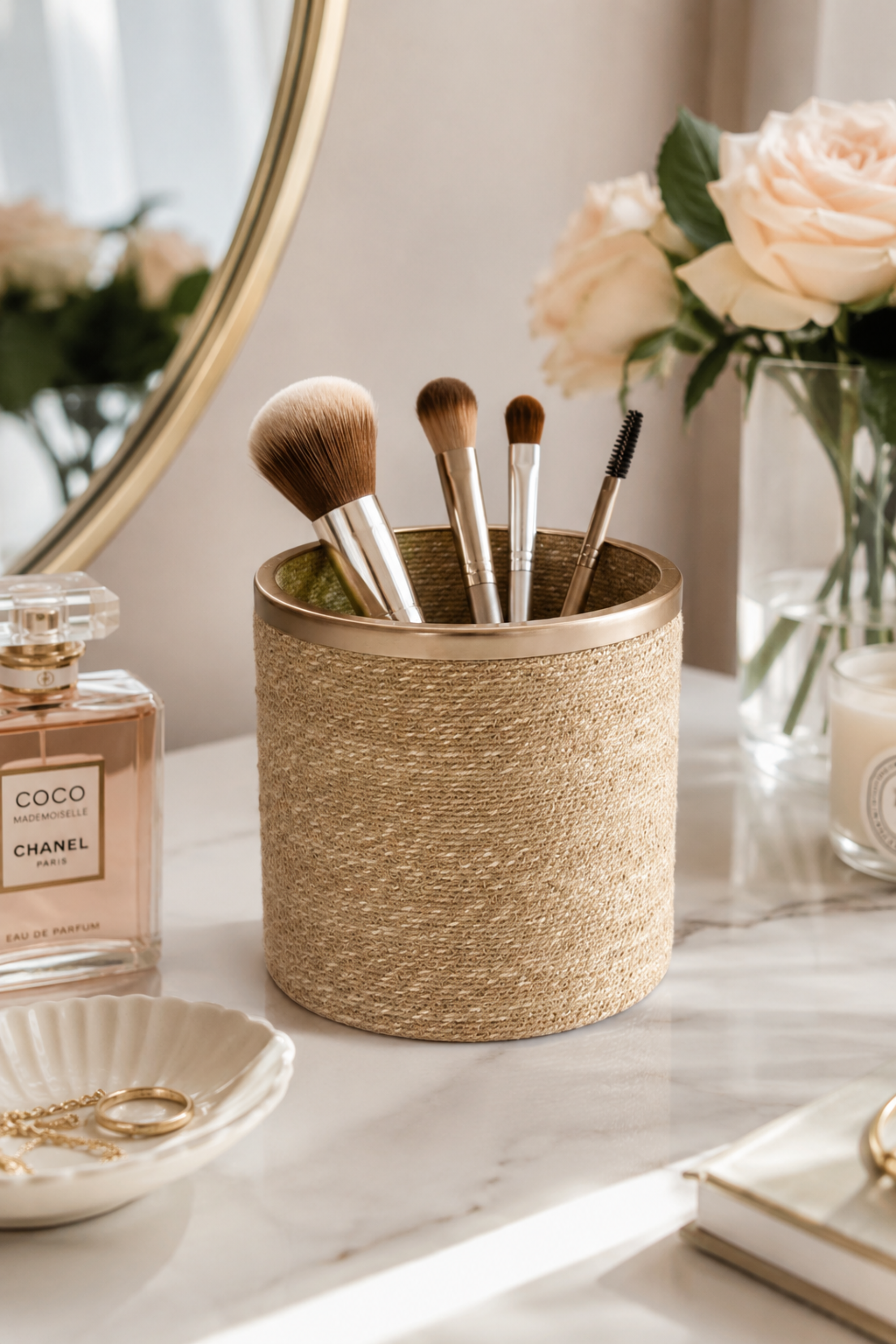 Large Seagrass Basket with Metal Rim
