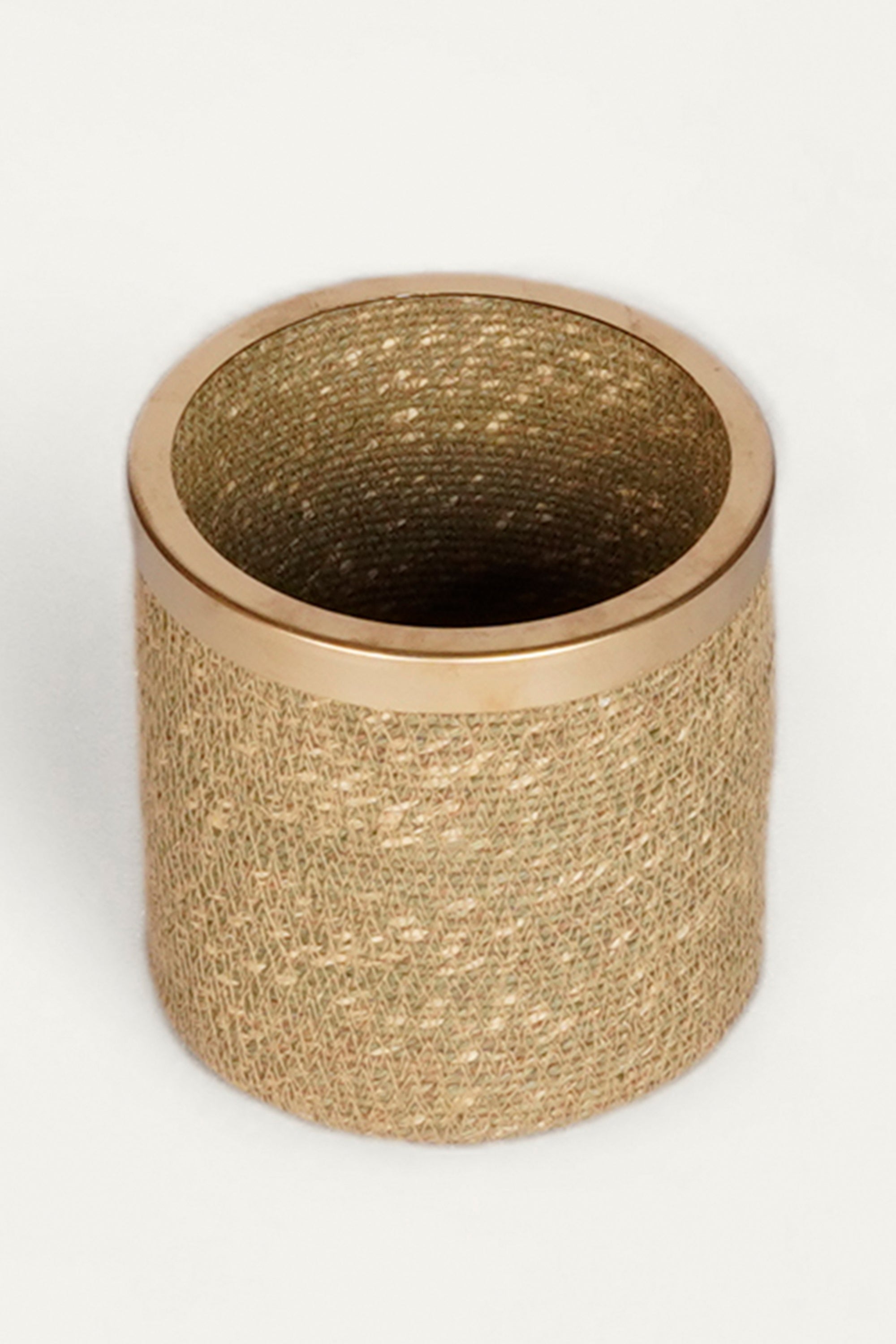 Medium Seagrass Basket with Metal Rim