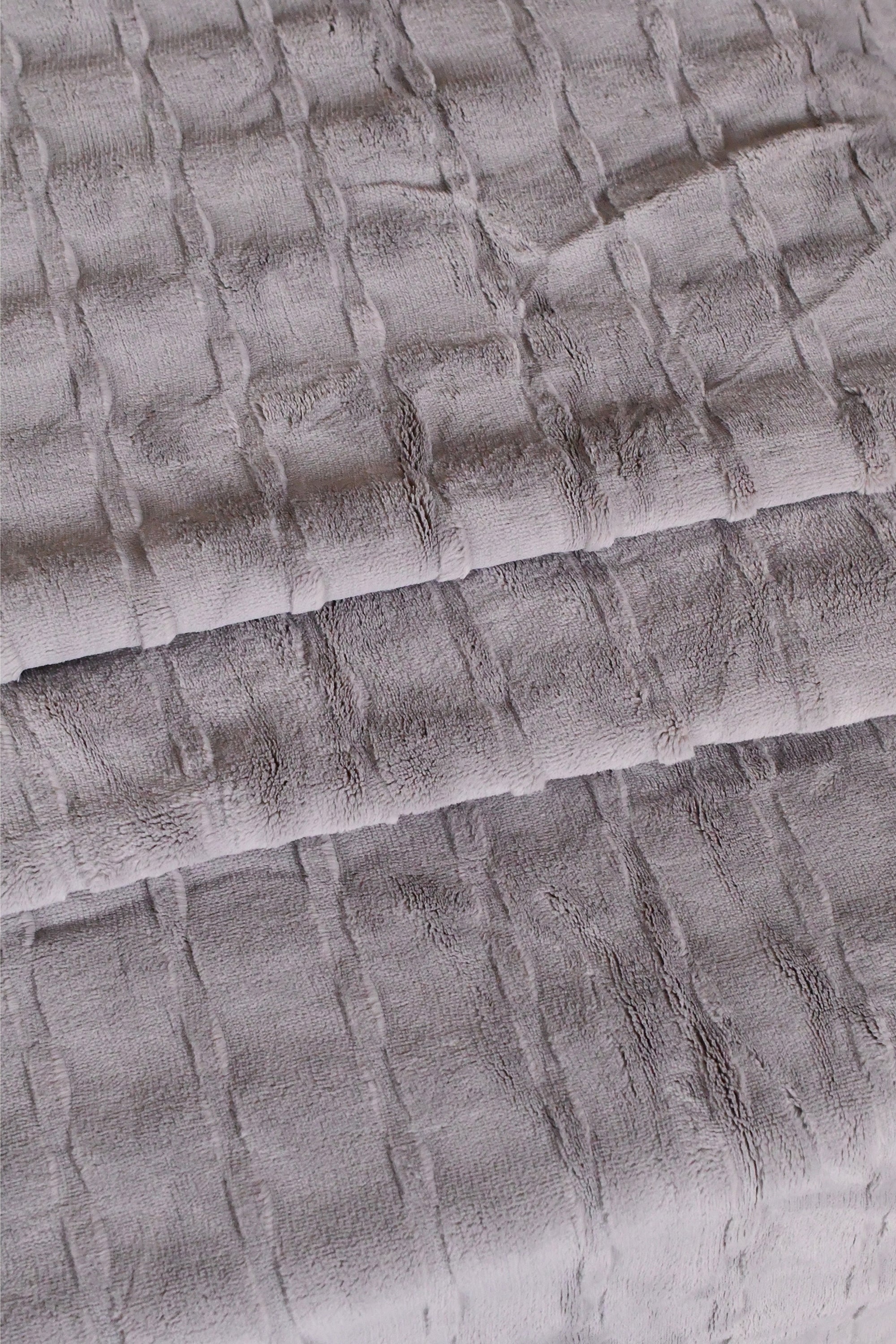 Premium Velvet Bedspread Set