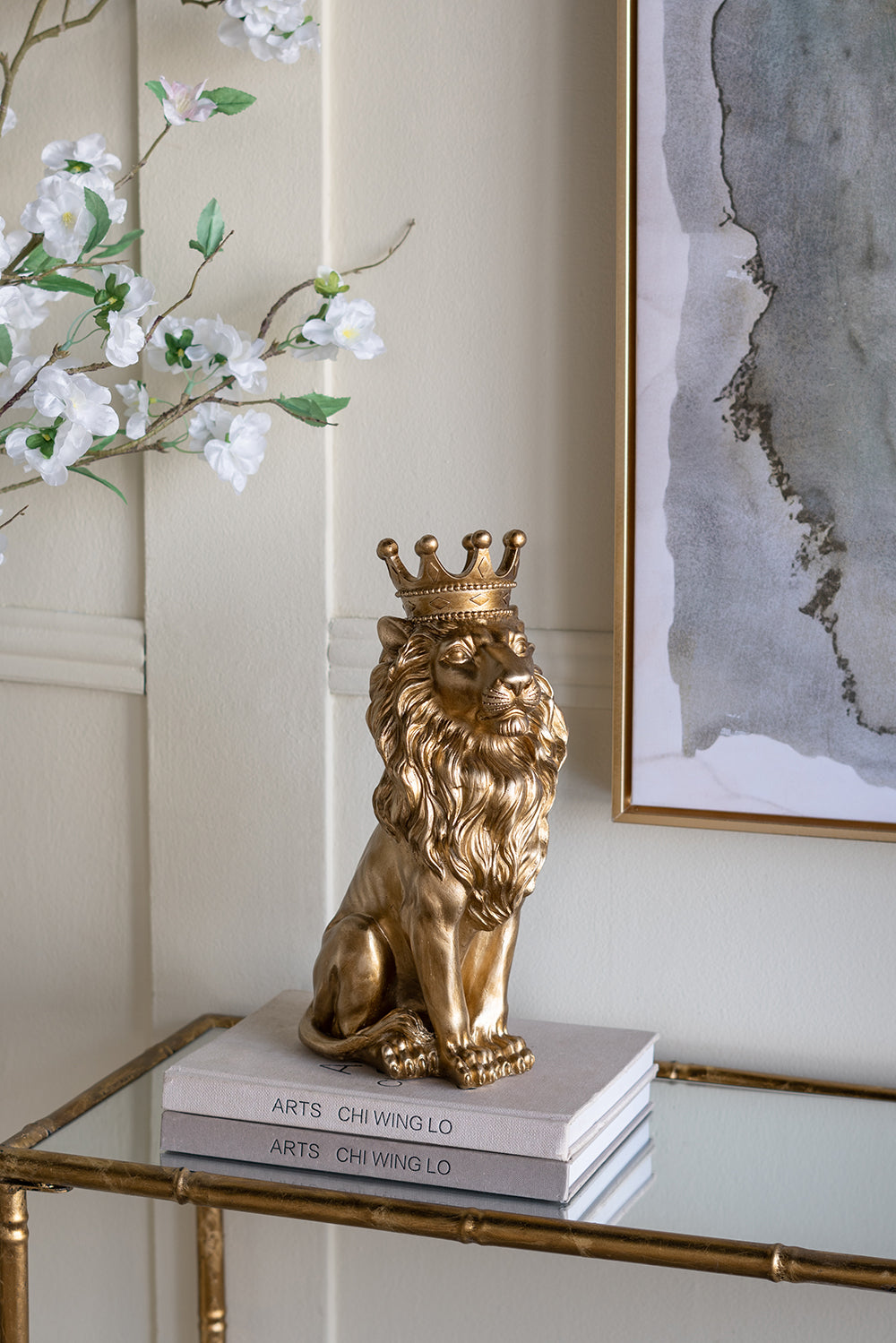 Royal Lion Figurine Showpiece 