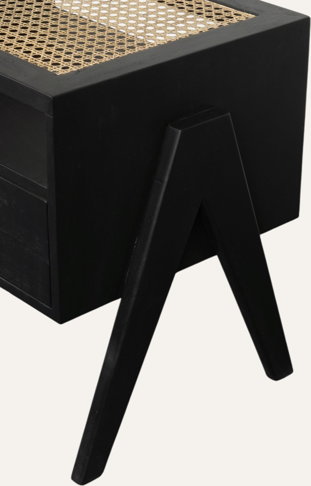 Black side table with woven top
