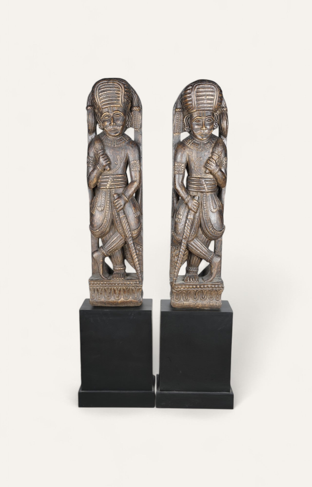 dwarpal statue set