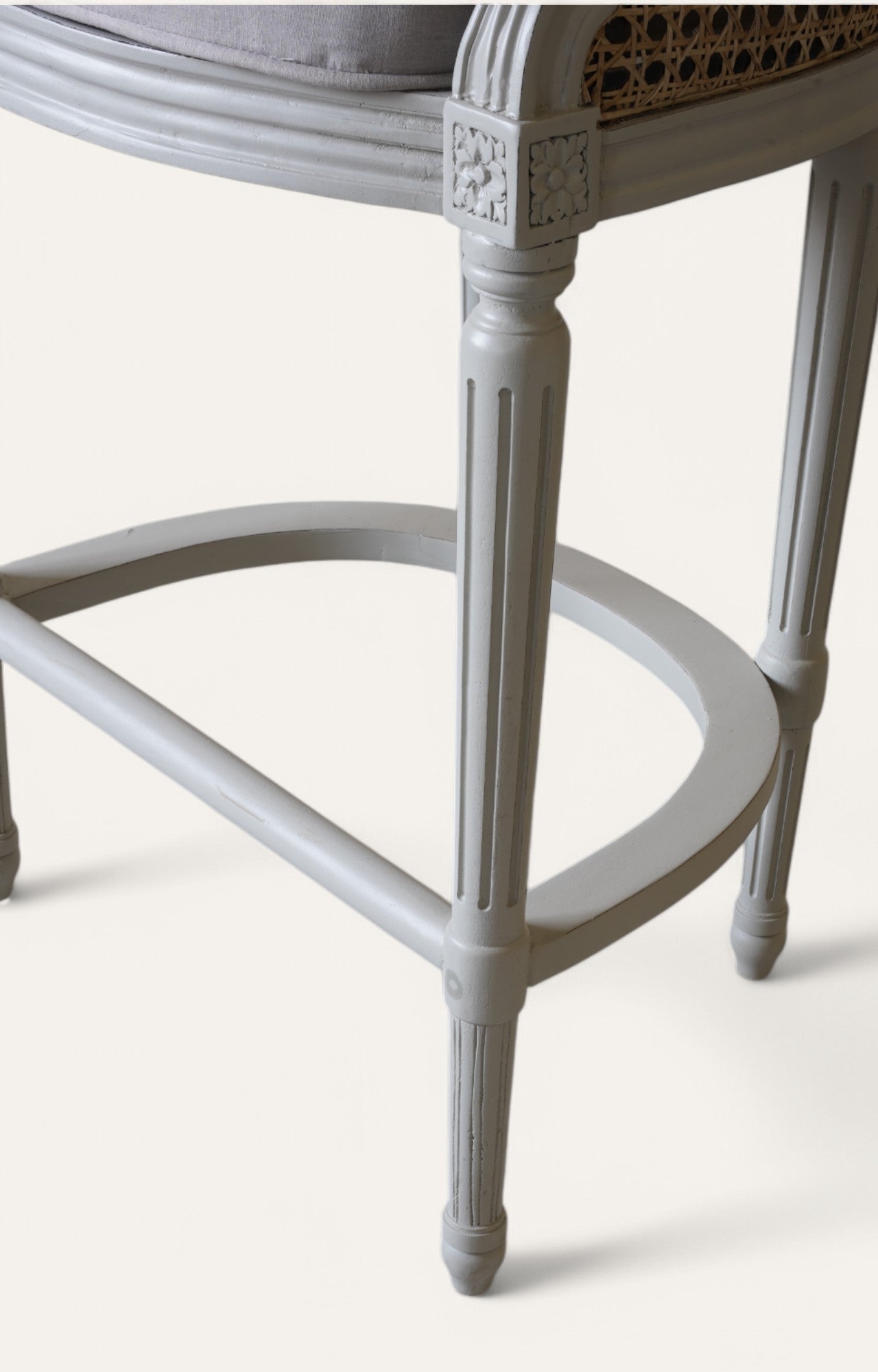 Gustavian Bar Chair