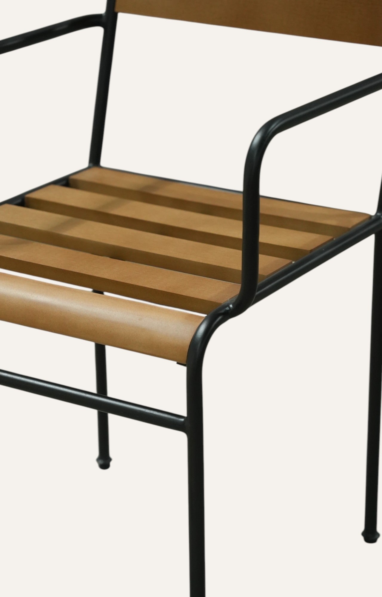 Black Metal Frame arm Chair