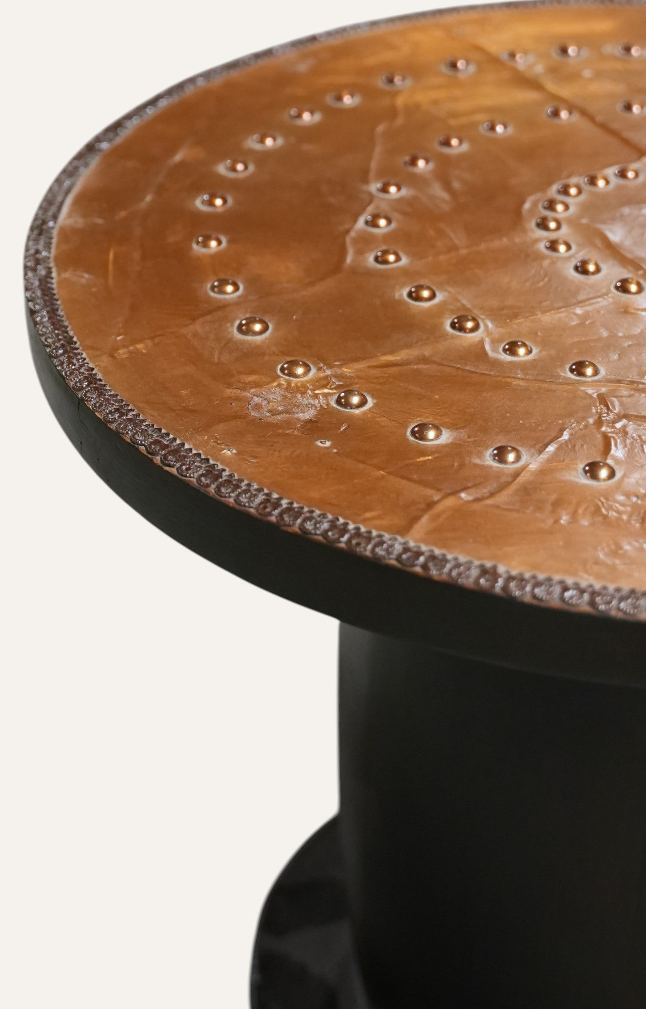 top Pedestal Side Table