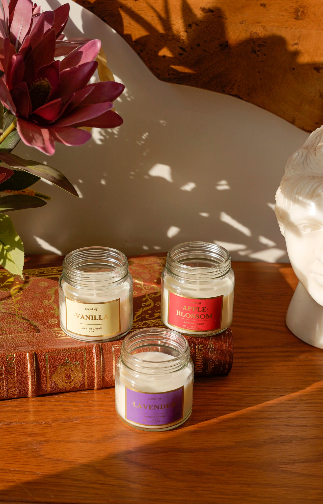 Decorative vanilla scented candle