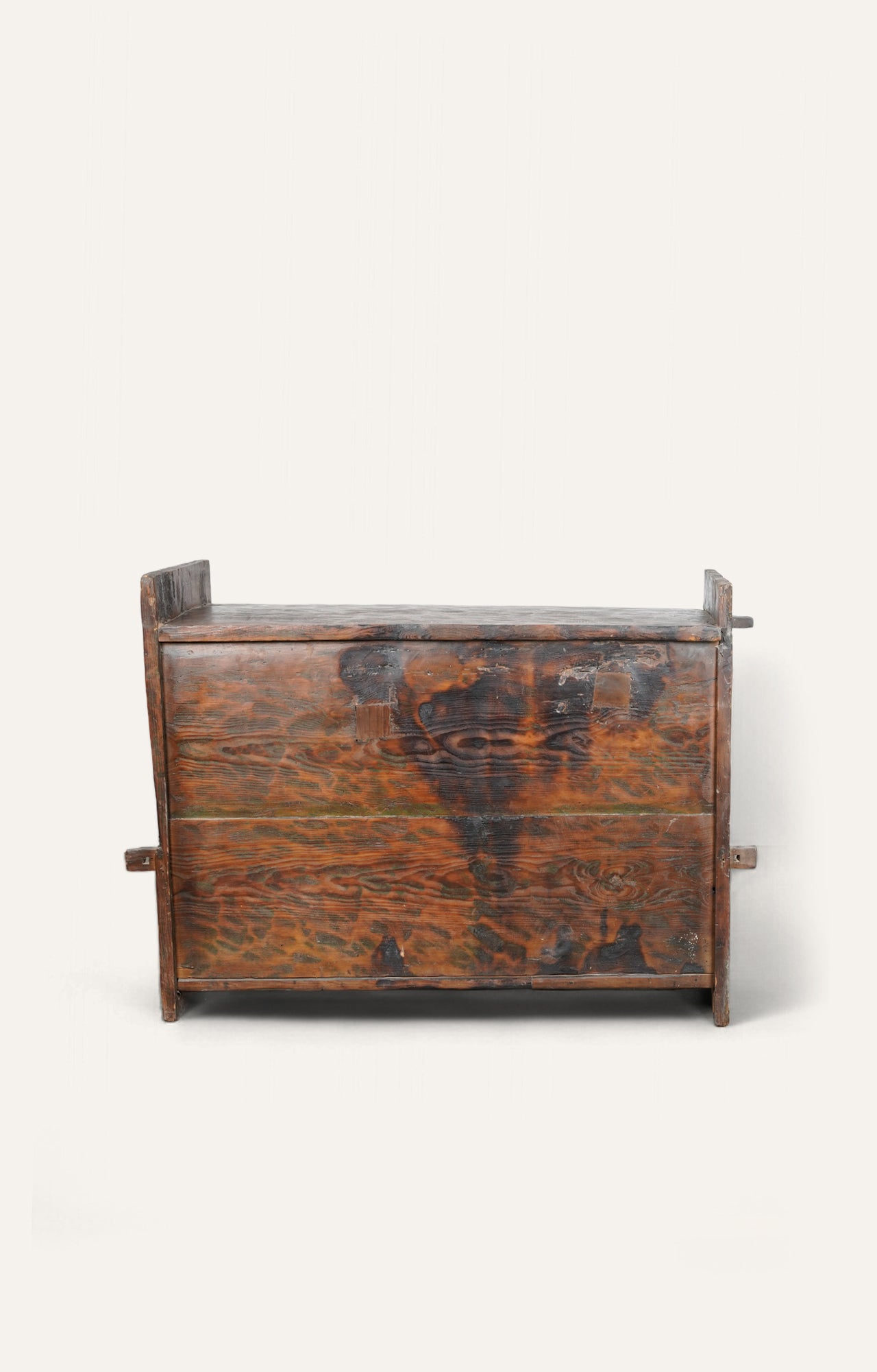 Tribal chest with drawers_4