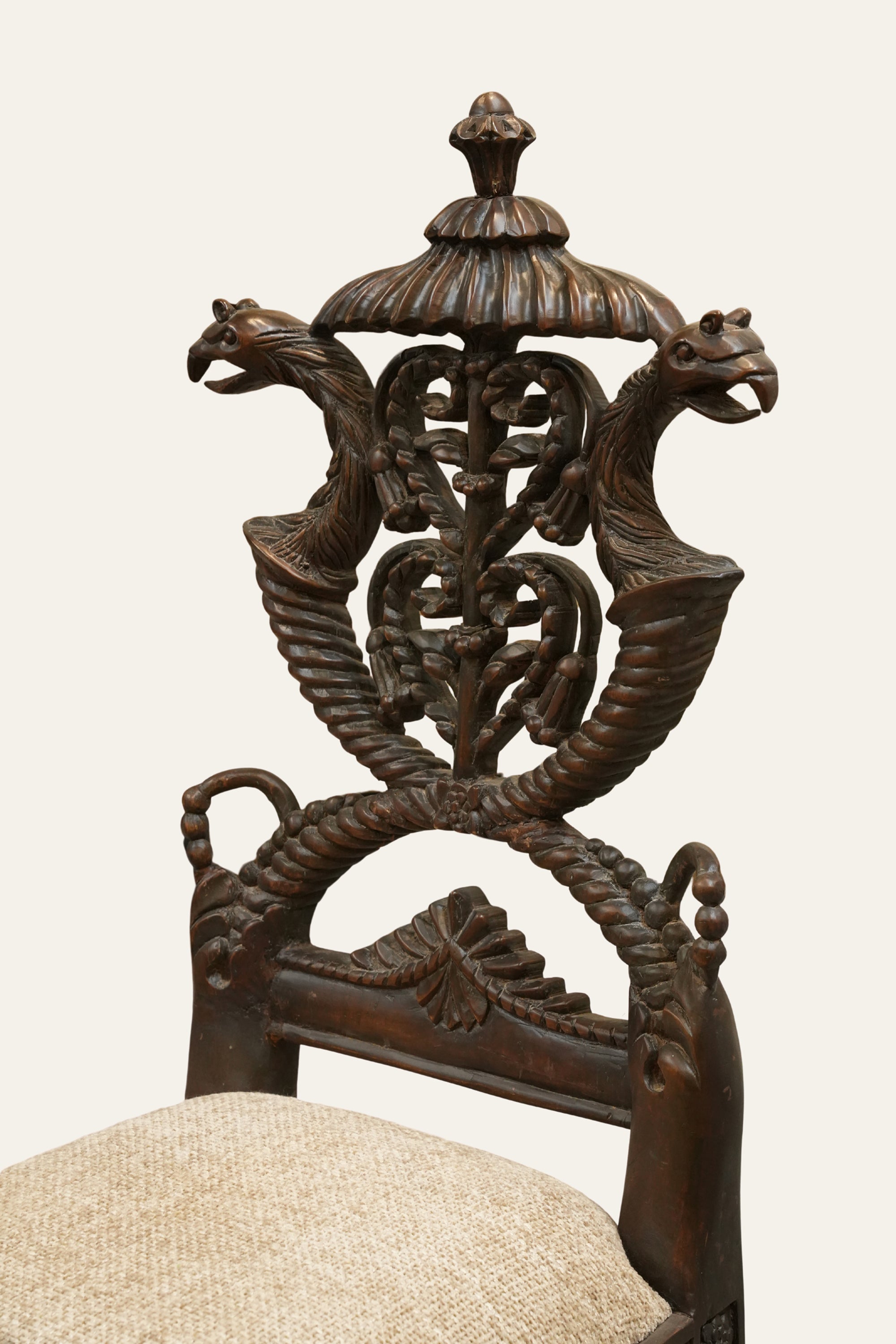 Serpent-back Style Upholstered Dining Chair for Premium Interiors