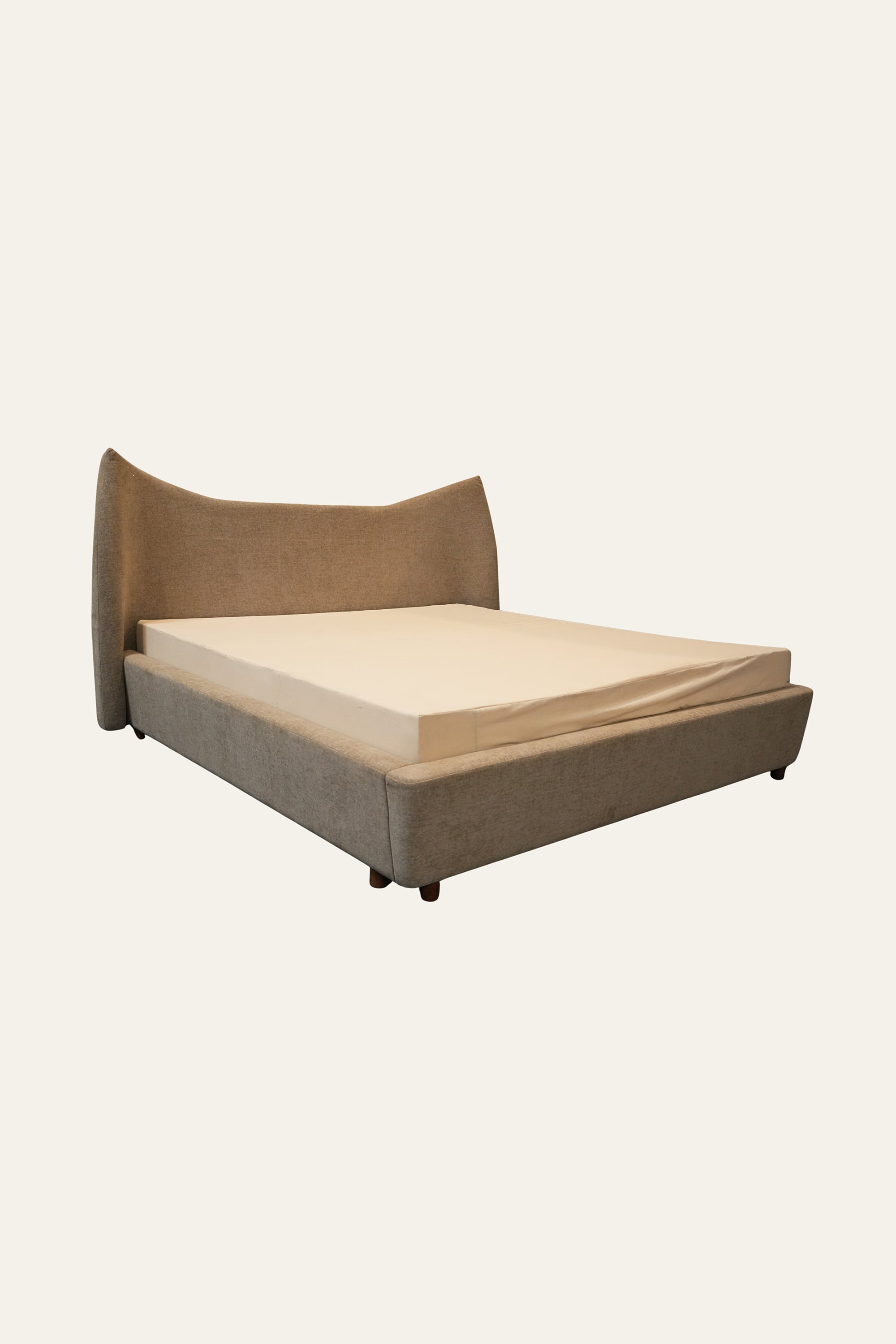 Brown Wingback Upholstered Bed for Kid's Room