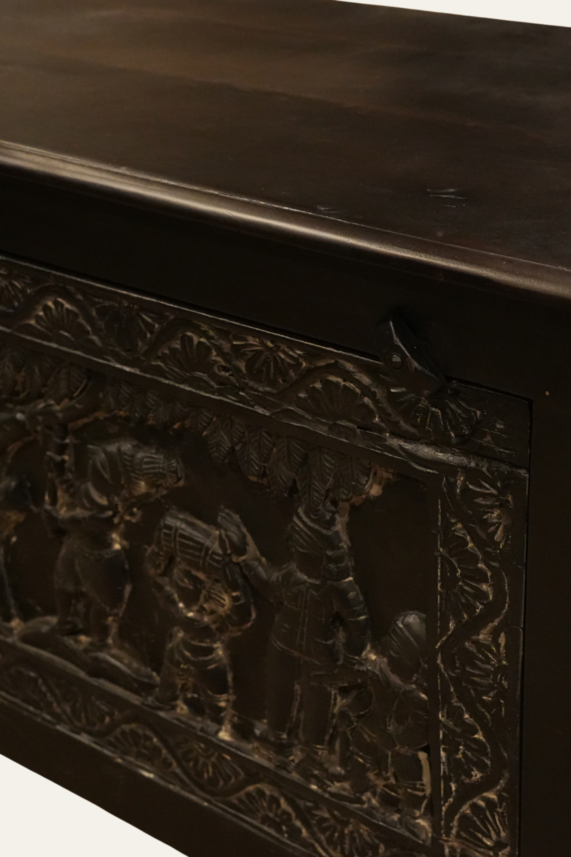 Carved Wooden Trunk with Bun Feet for Living Room