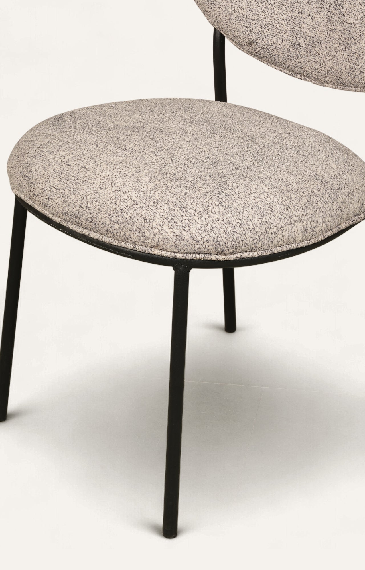 Chair with textured gray seat 