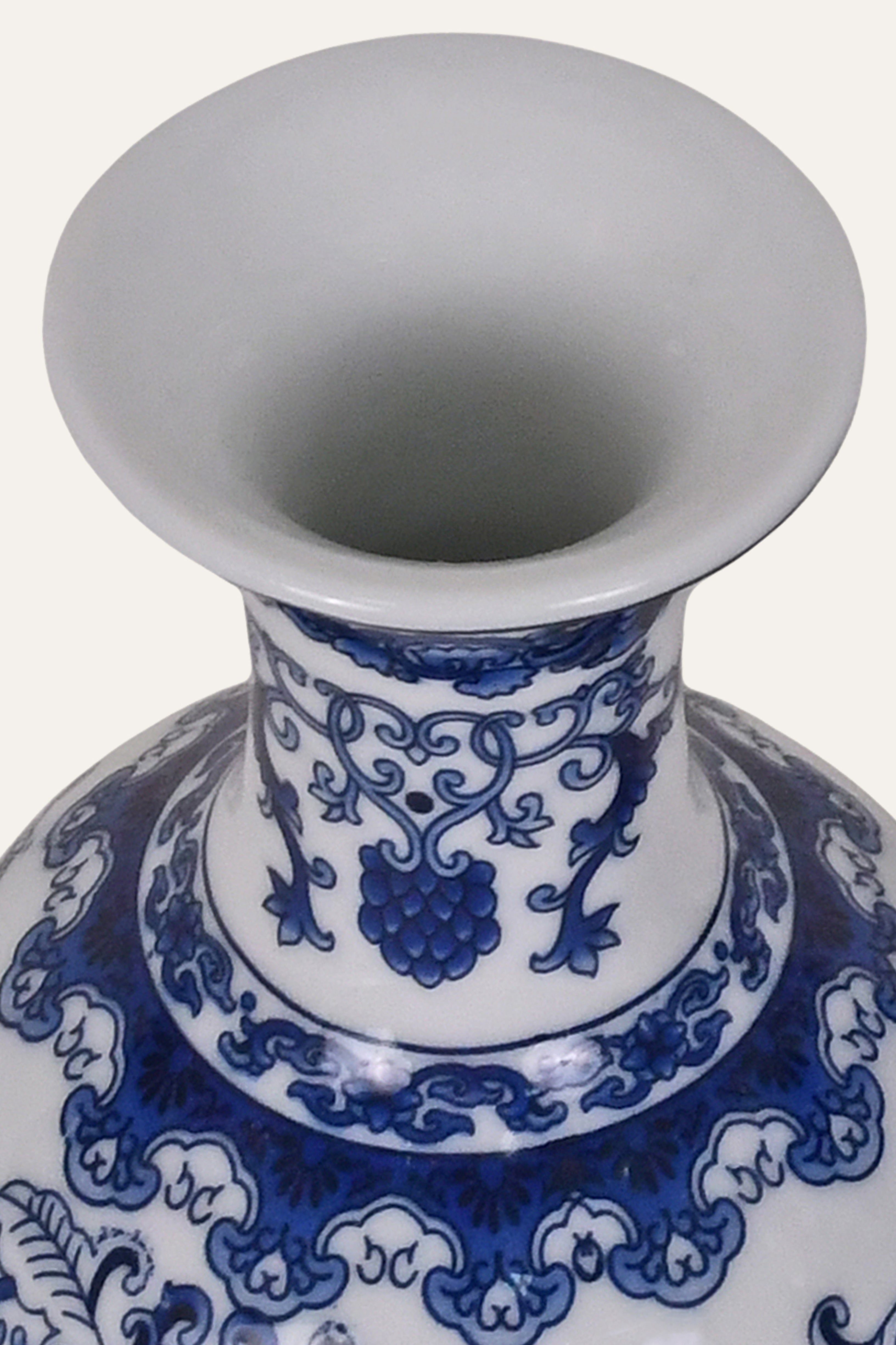 Decorative Porcelain Chinoiserie Vase