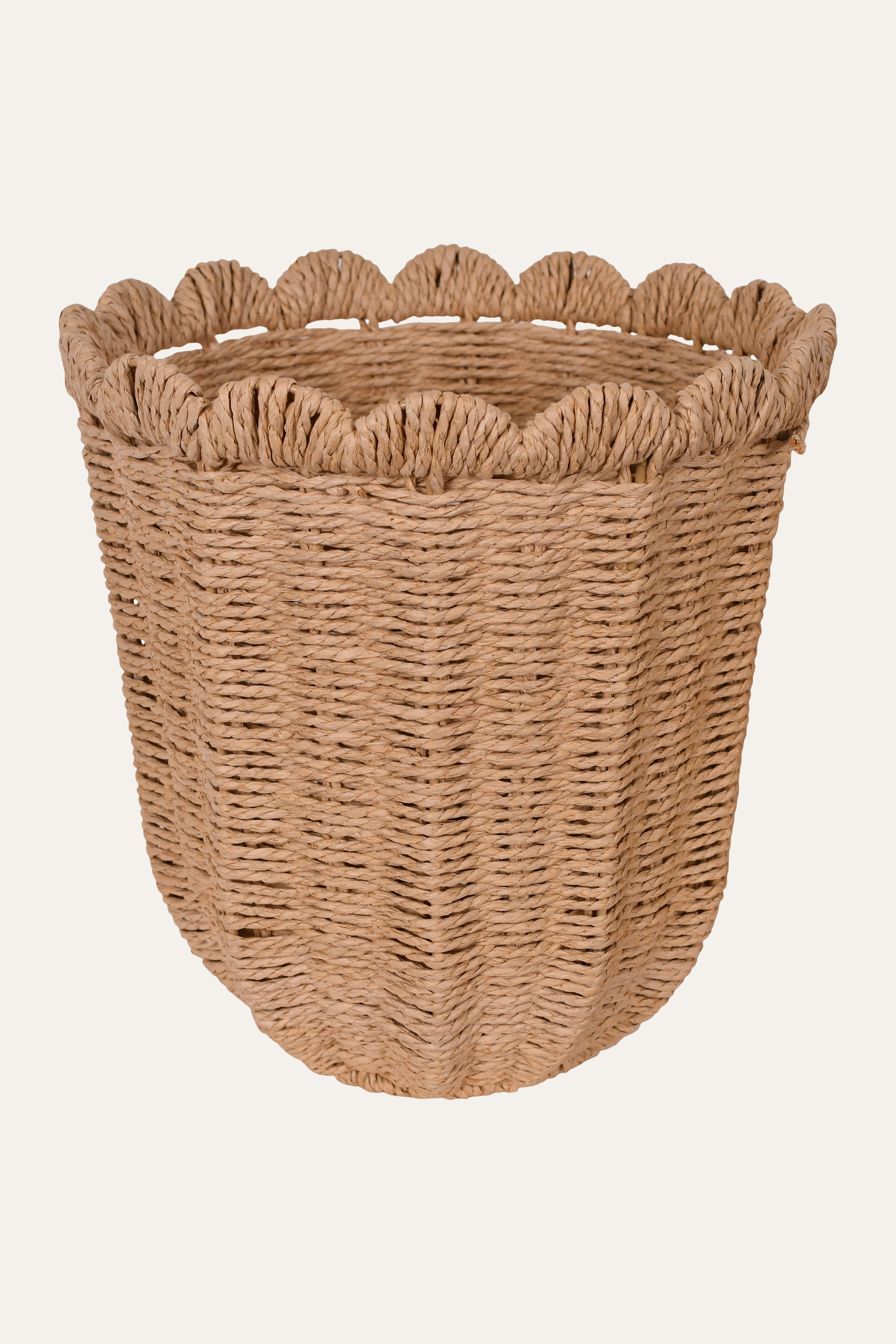 Scalloped Rim Woven Basket