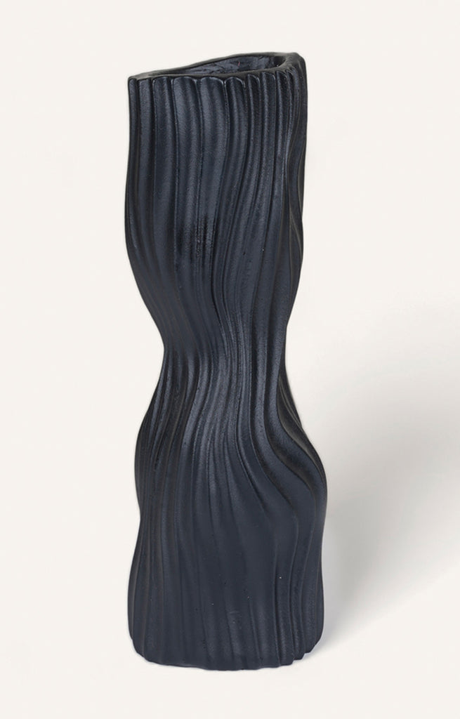 Wavy Black Resin Vase