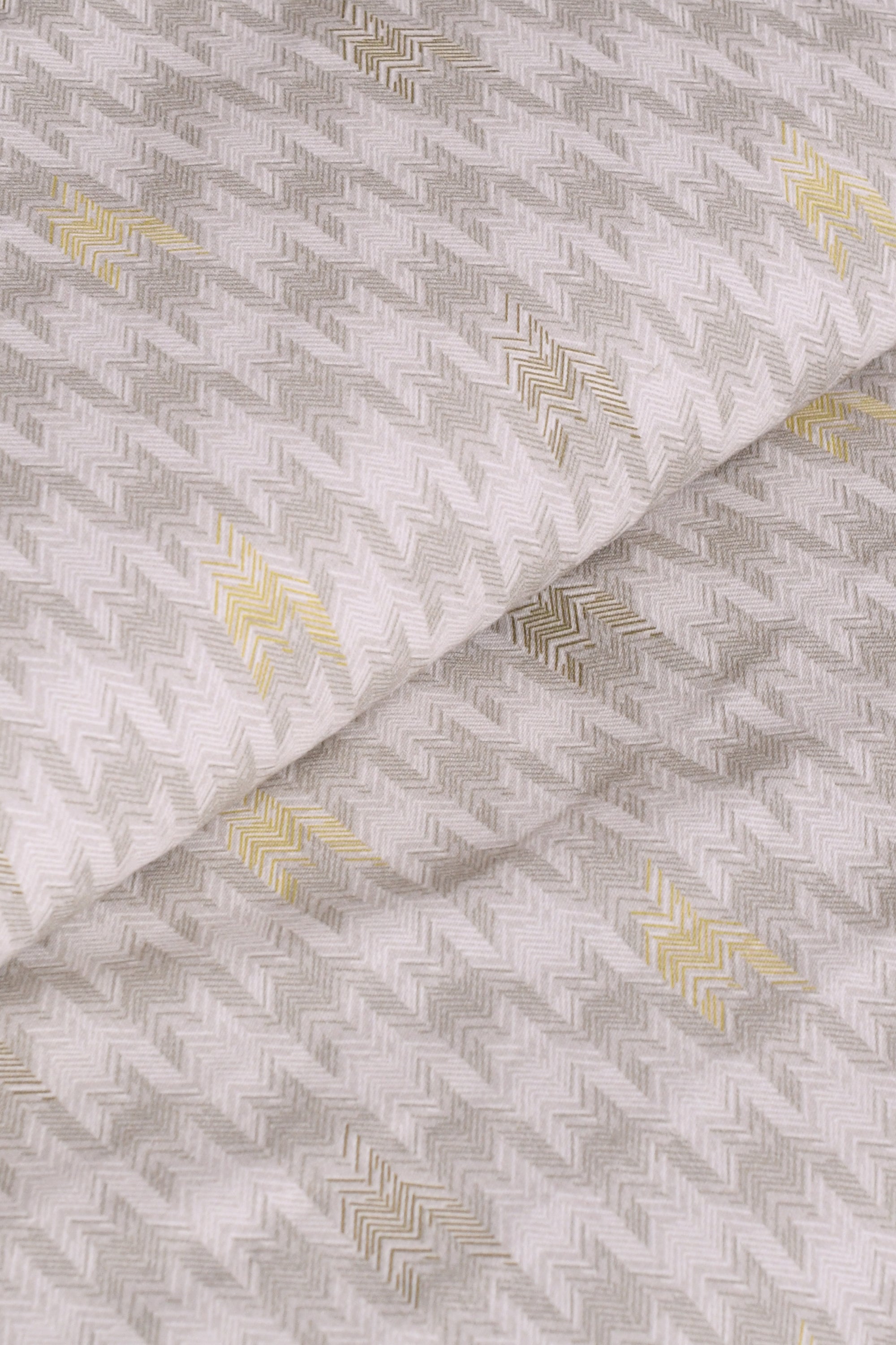 Yellow White Bed Cover Set