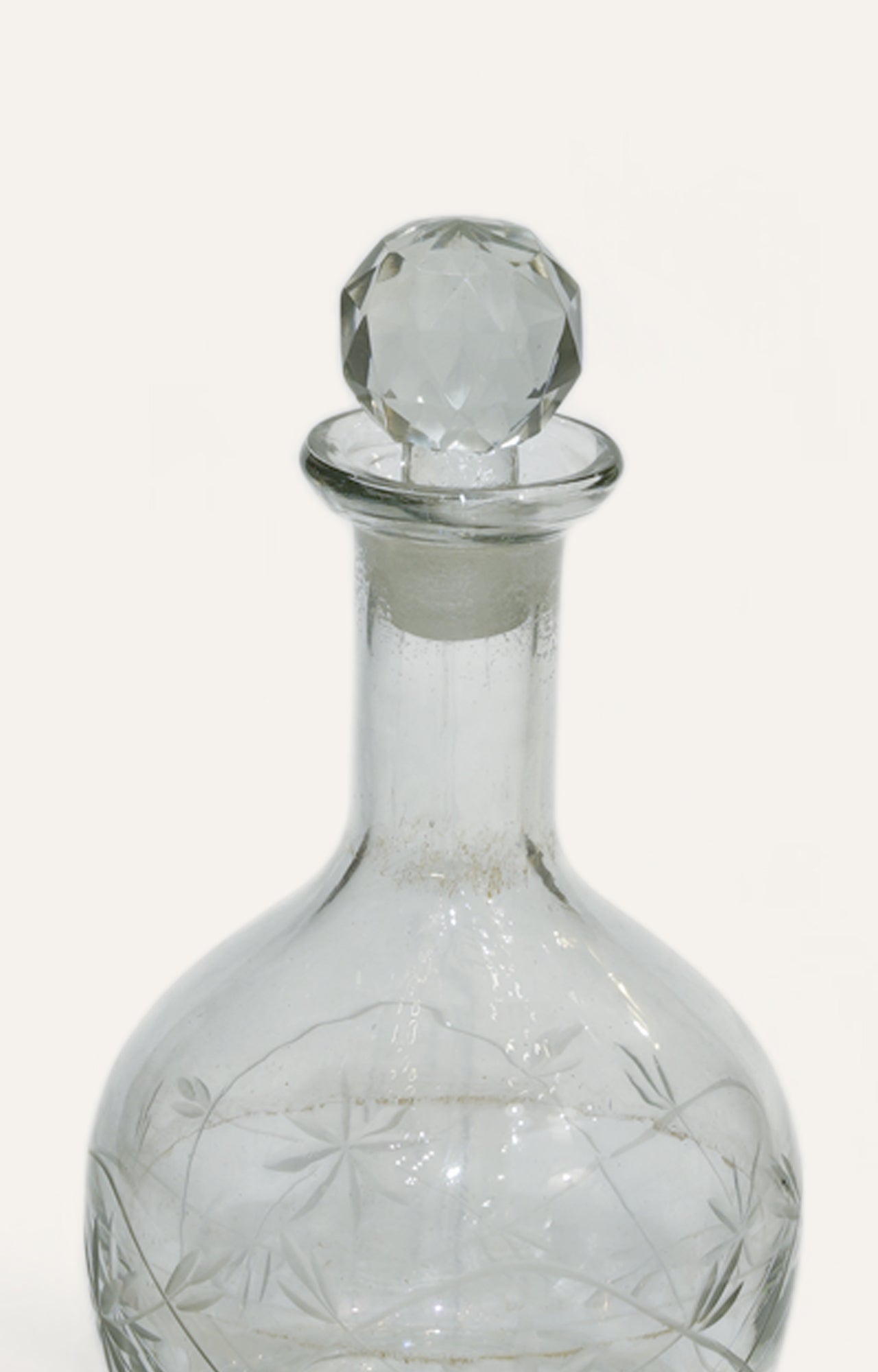 Aurora Transparent Glass Decanter