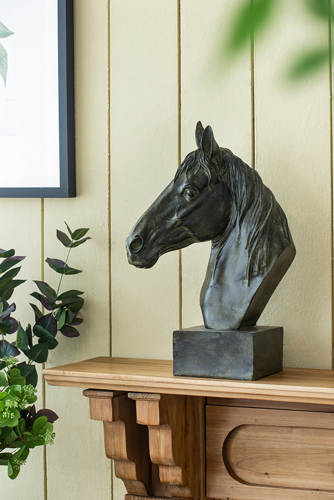 polyresin stallion sculpture on base