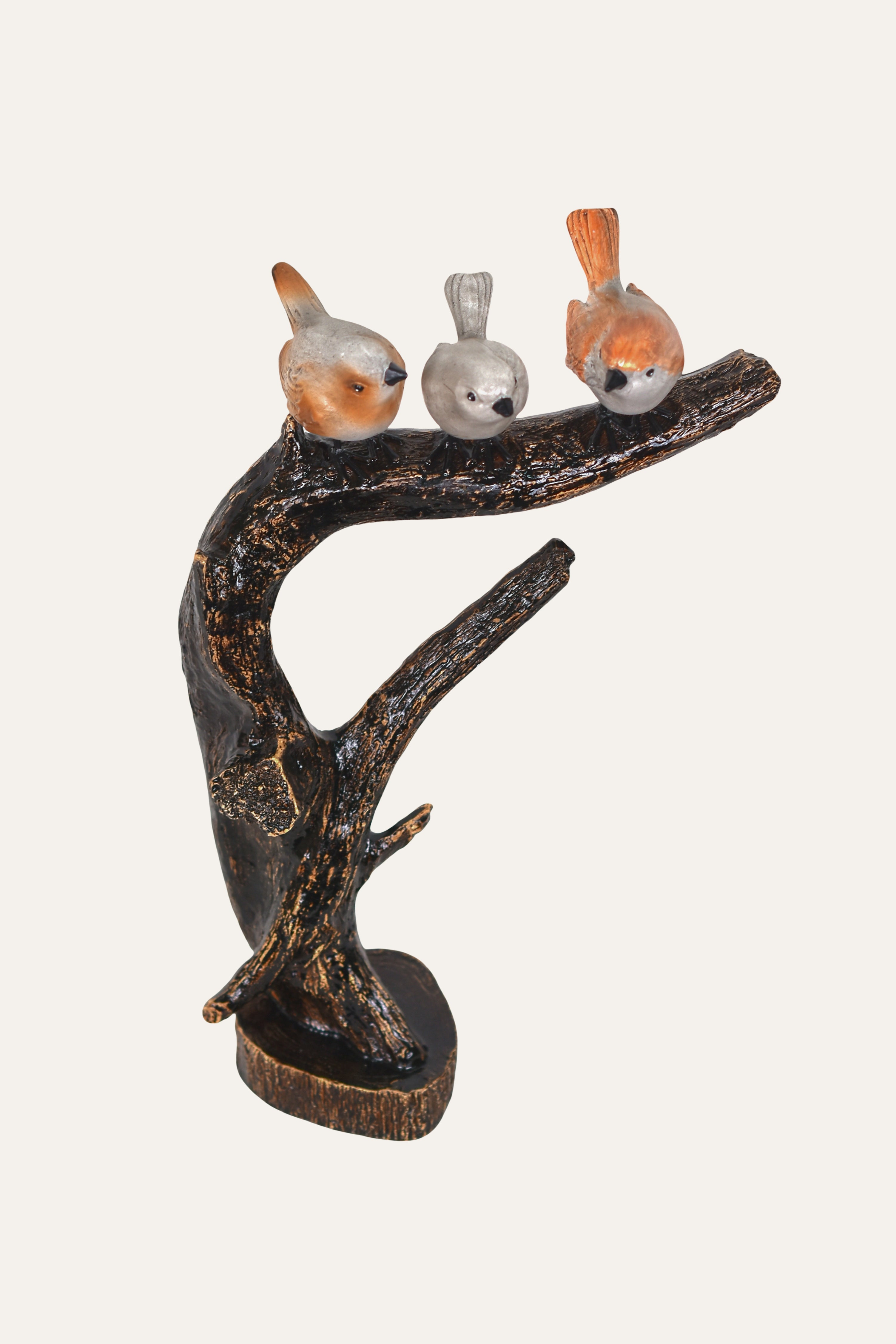 sculpture of birds