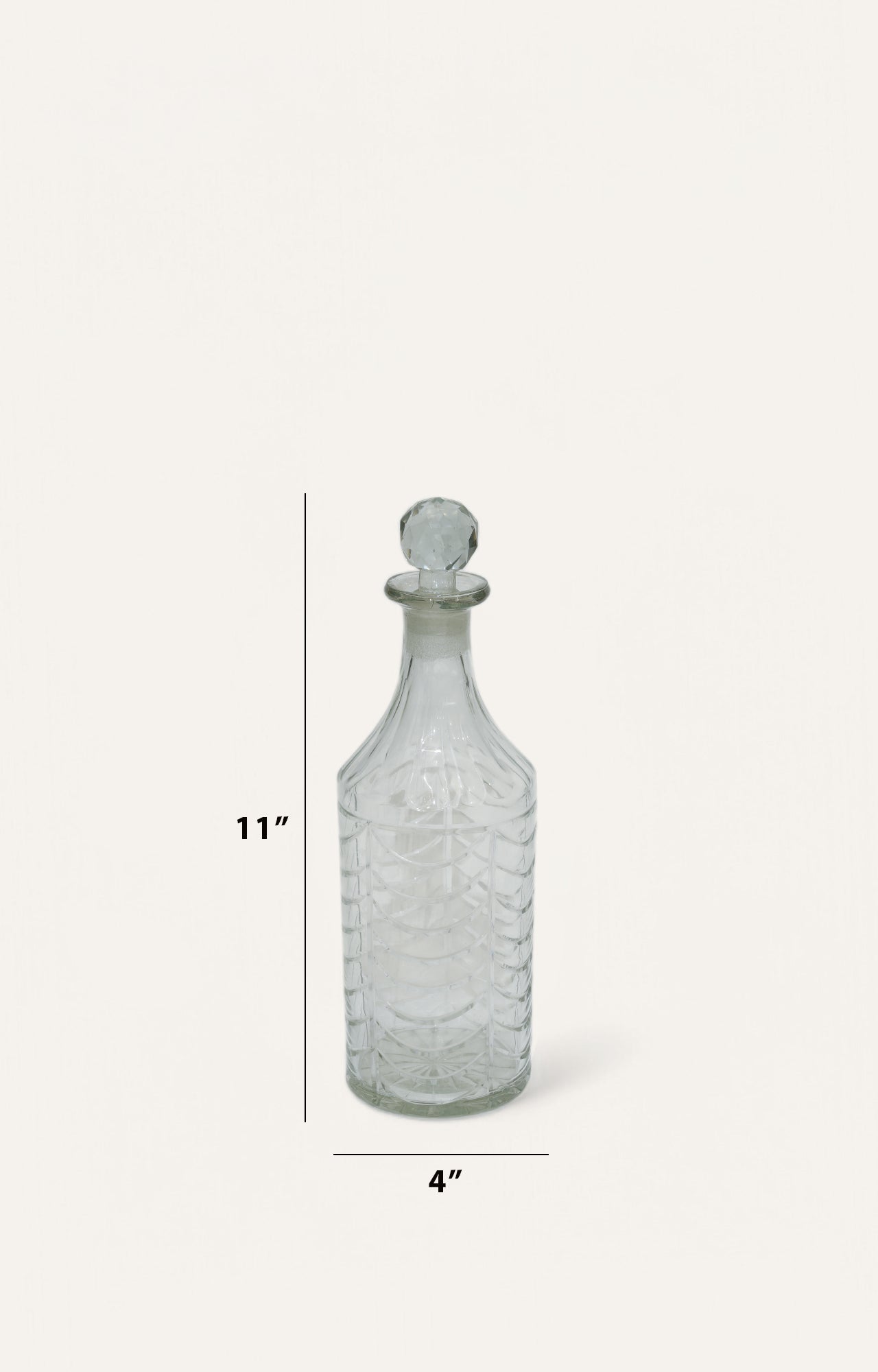 Apollo's sleek Transparent Glass Decanter